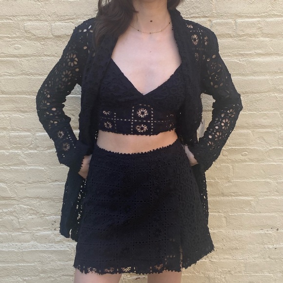 FREE PEOPLE ONE - Yesenia Eyelet 3 Piece Suit - size 0 - NWOT